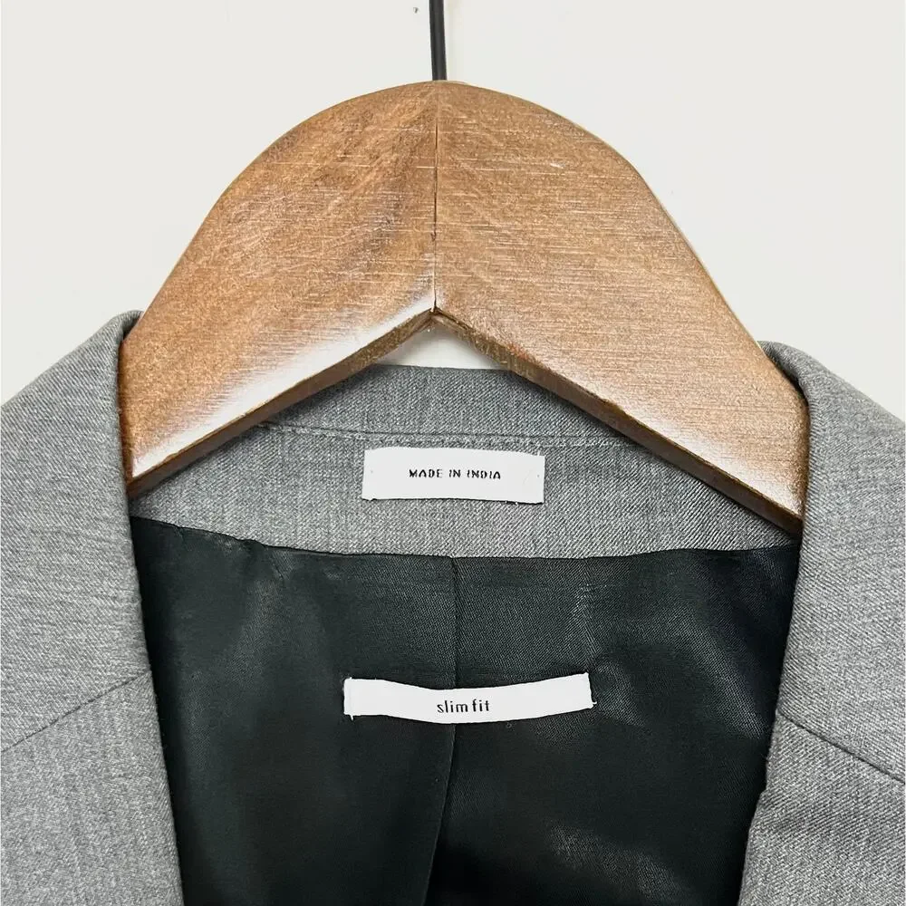 NEW Calvin Klein Men's Slim Fit Suit Blazer Jacket M with Short Length in Grey